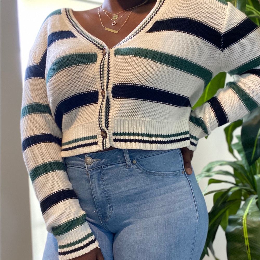 Abercrombie Crop sweater